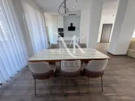Prodaja, četvorosoban stan, 190m2, Neimar, Vračar, Beograd
