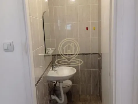 Izdavanje, trosoban stan, 82m², Centar, Novi Sad - image 15