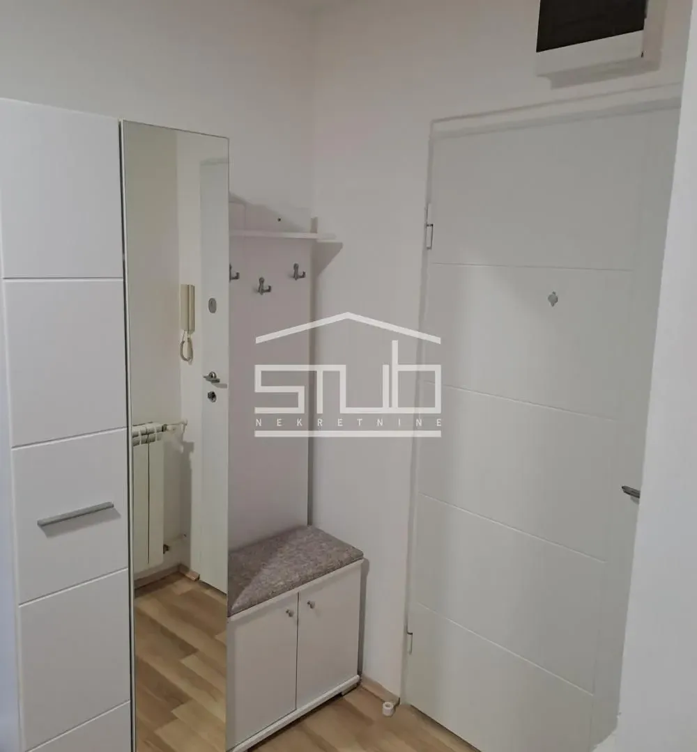 Izdavanje, dvosoban stan, 65m², Čukarica, Beograd