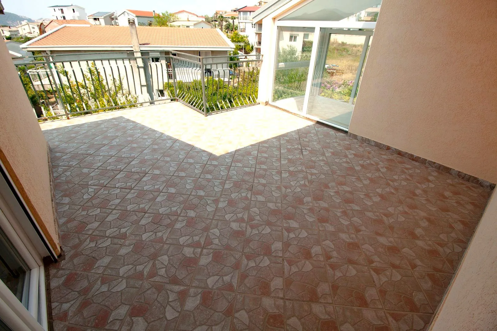Prodaja, kuća, 188m², Centar, Bar