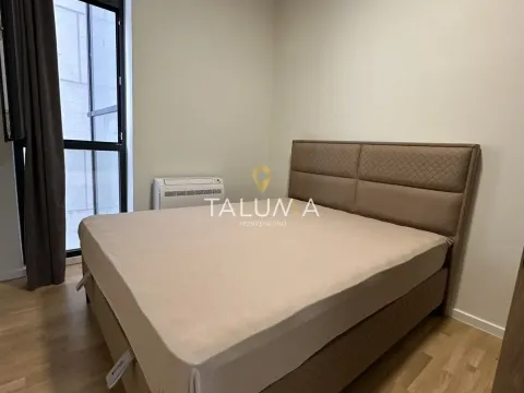 Izdavanje, dvosoban stan, 68m², Blok 9, Podgorica - image 9