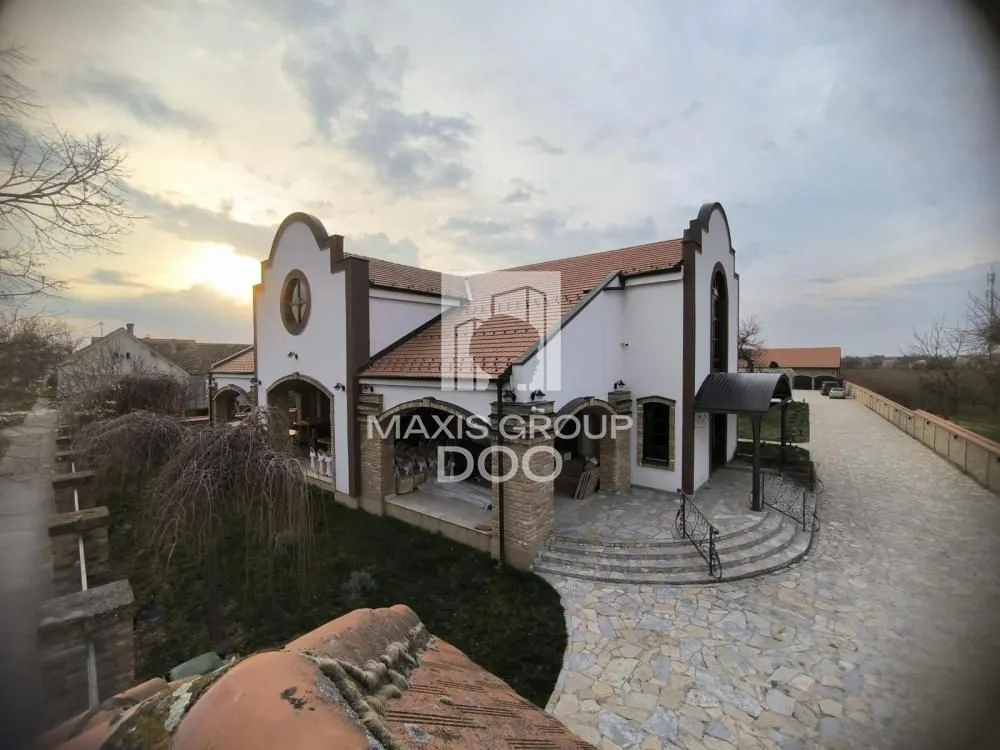 Prodaja, stan, 1080m², Surduk, Stara Pazova