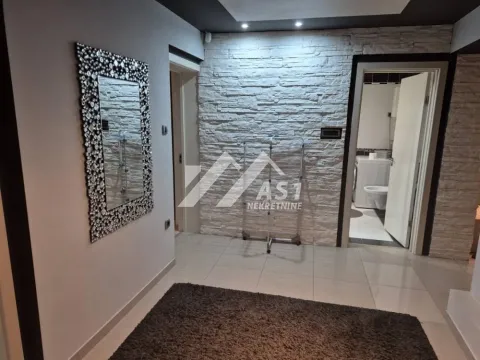 Izdavanje, kuća, 120m², Salajka, Novi Sad Sve Podlokacije - image 3