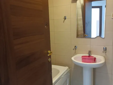 Prodaja, jednosoban stan, 48m², Stari Aerodrom, Podgorica - image 10