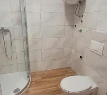 Prodaja, trosoban stan, 64m², Petrovaradin, Novi Sad - image 9