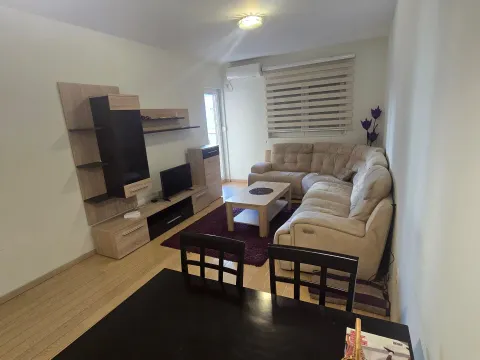 Rent, one bedroom apartment, 46m², City Kvart, Podgorica - image 1