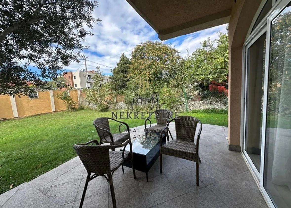 Rent, house, 180m², Donja Gorica, Podgorica