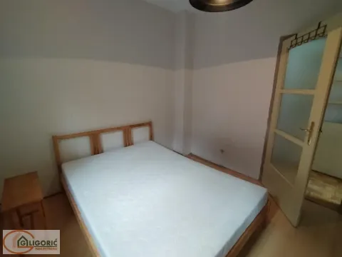 Izdavanje, četvorosoban stan, 74m², Voždovac Sve Podlokacije, Beograd - image 8