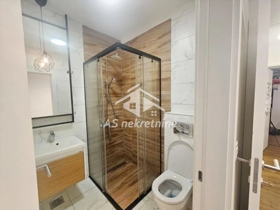 Rent, four bedroom apartment, 100m², Lekino Brdo, Voždovac Sve Podlokacije