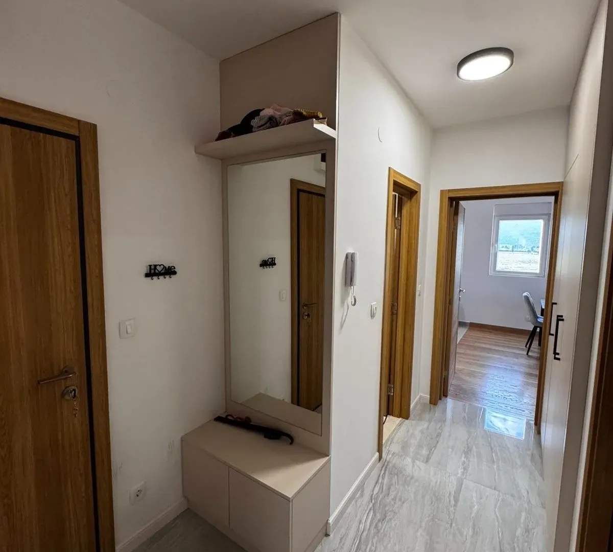 Prodaja, dvosoban stan, 72m², New City, Podgorica