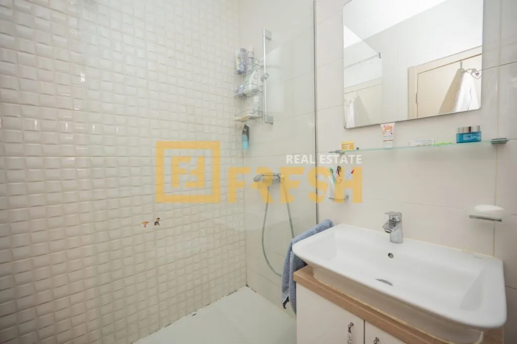 Sale, two bedroom apartment, 72m², City Kvart, Podgorica
