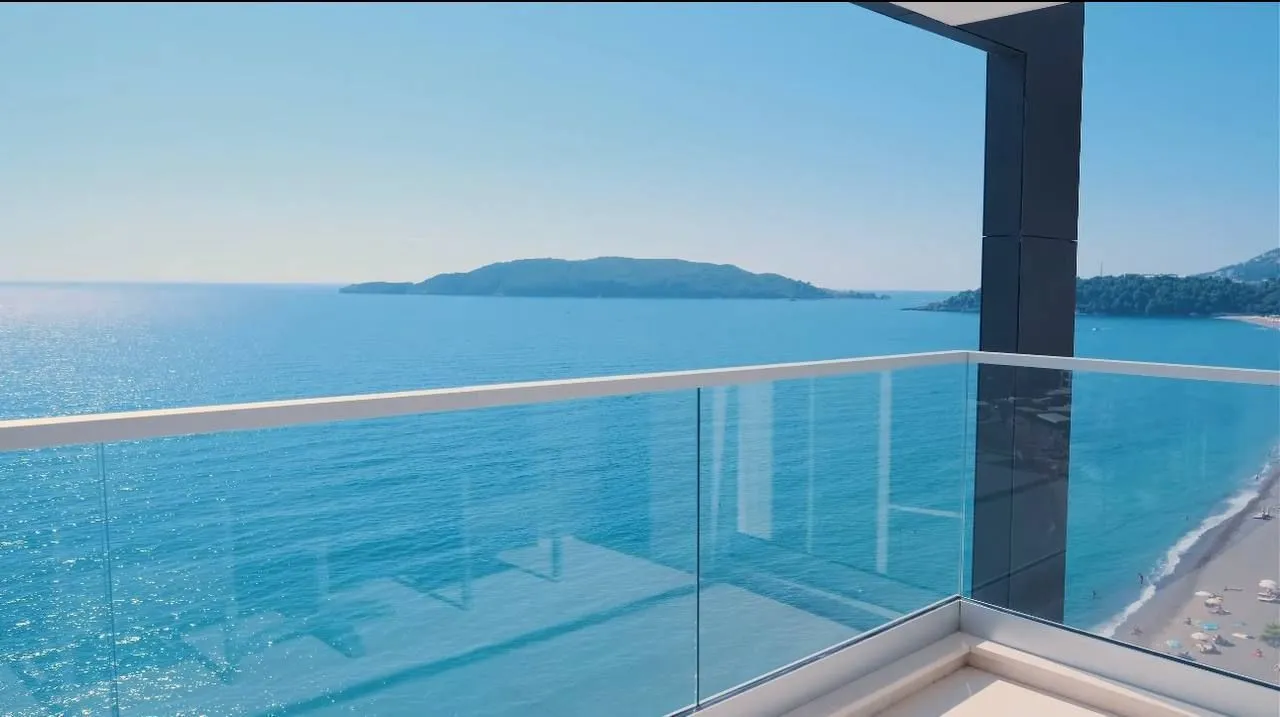 Prodaja, dvosoban stan, 107m², Rafailovići, Budva