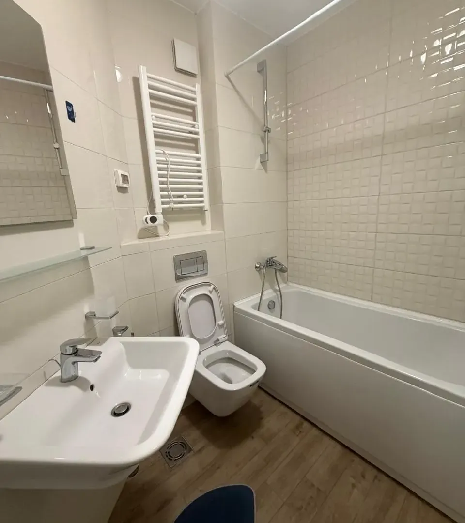 Izdavanje, dvosoban stan, 75m², Zagorič, Podgorica