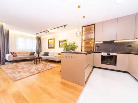 Izdavanje, dvosoban stan, 108m², Central Point, Podgorica - image 7