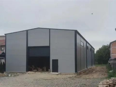 Poslovni prostor in Ledine