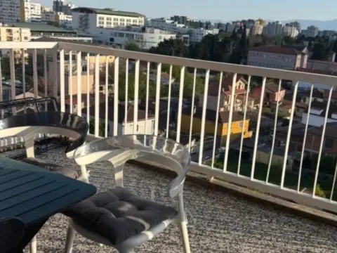 Prodaja, jednosoban stan, 48m², Pejton, Podgorica - image 10