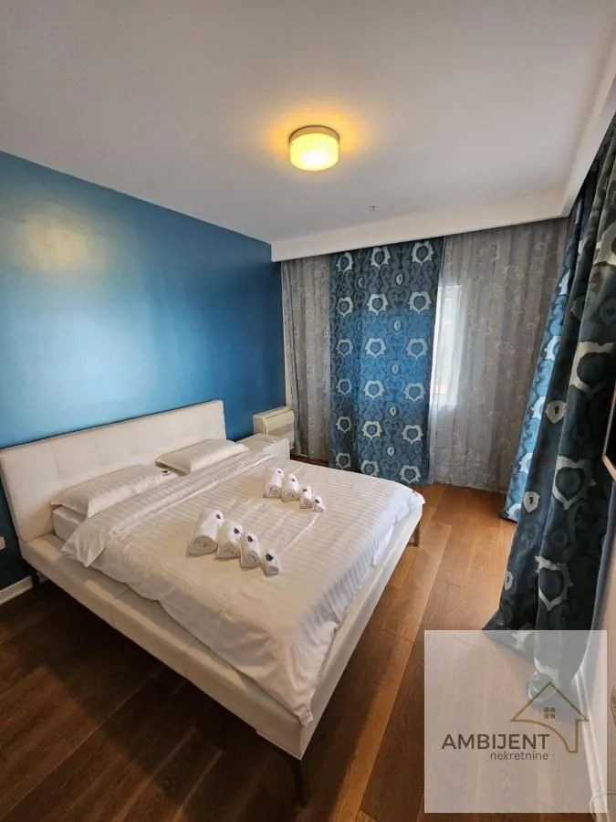 Prodaja, trosoban stan, 104m², Budva, Crna Gora
