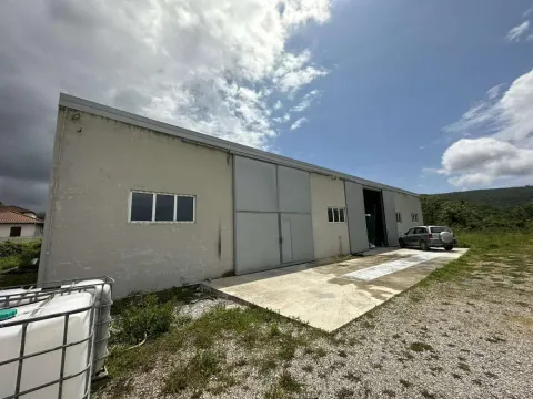 Rent, office space, 450m², Kotor, Crna Gora - image 3