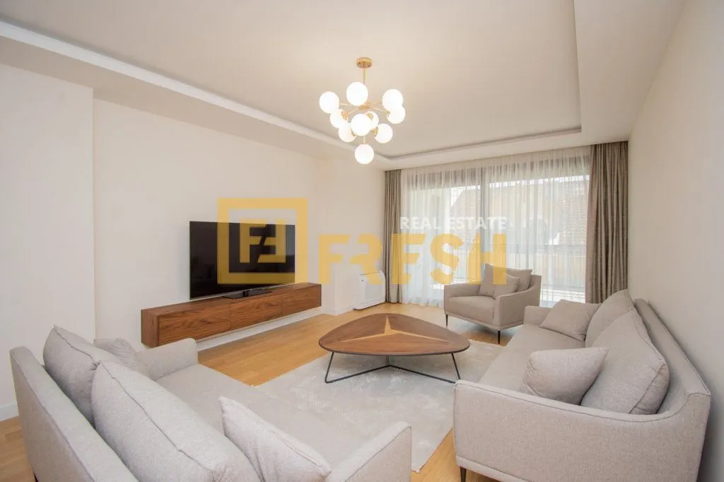 Izdavanje, trosoban stan, 121m², Gorica C, Podgorica