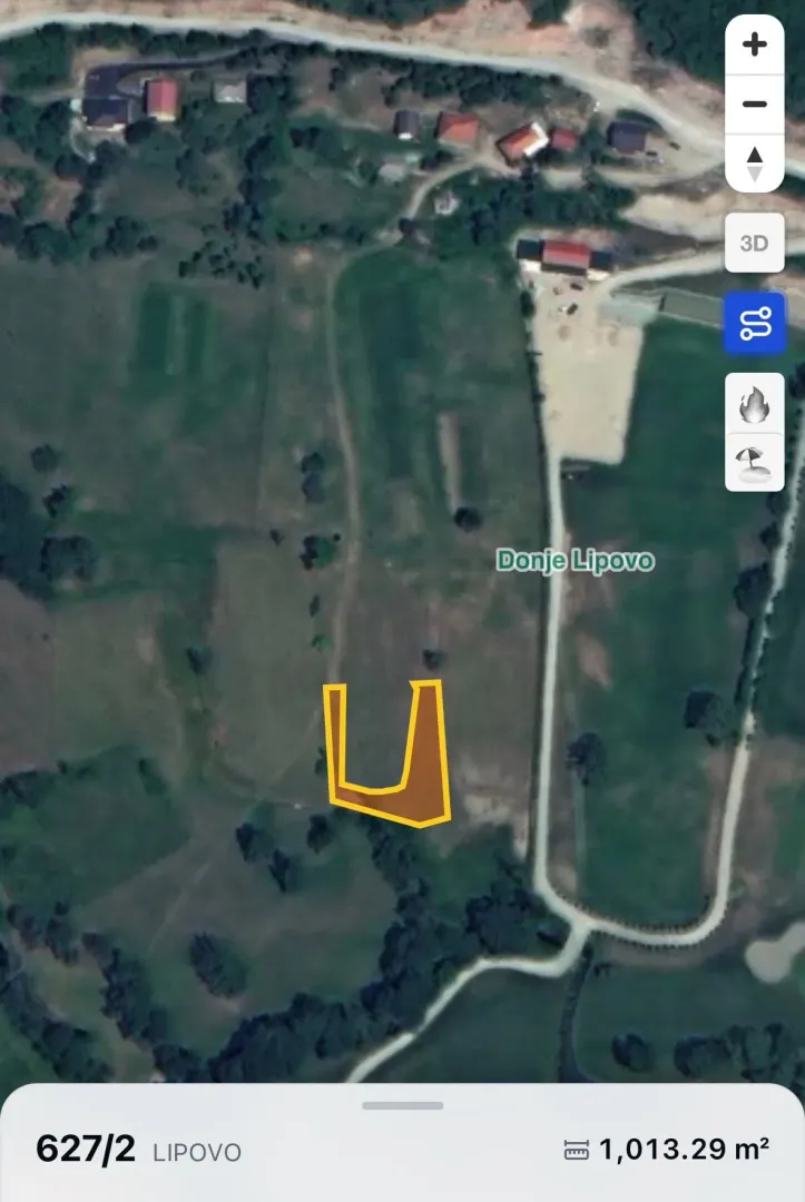 Satelitski snimak katastarske parcele sa označenim granicama zemljišta.