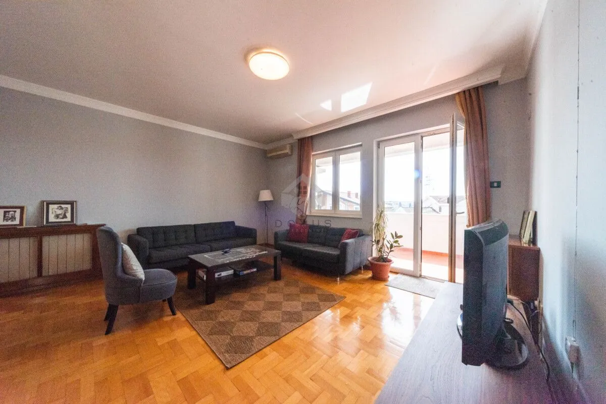 Rent, three bedroom apartment, 115m², Gorica C, Podgorica