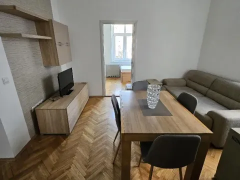 Rent, two bedroom apartment, 32m², Stari Grad, Beograd - image 3