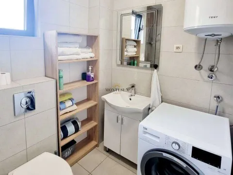 Rent, two bedroom apartment, 54m², Centar, Budva - image 3