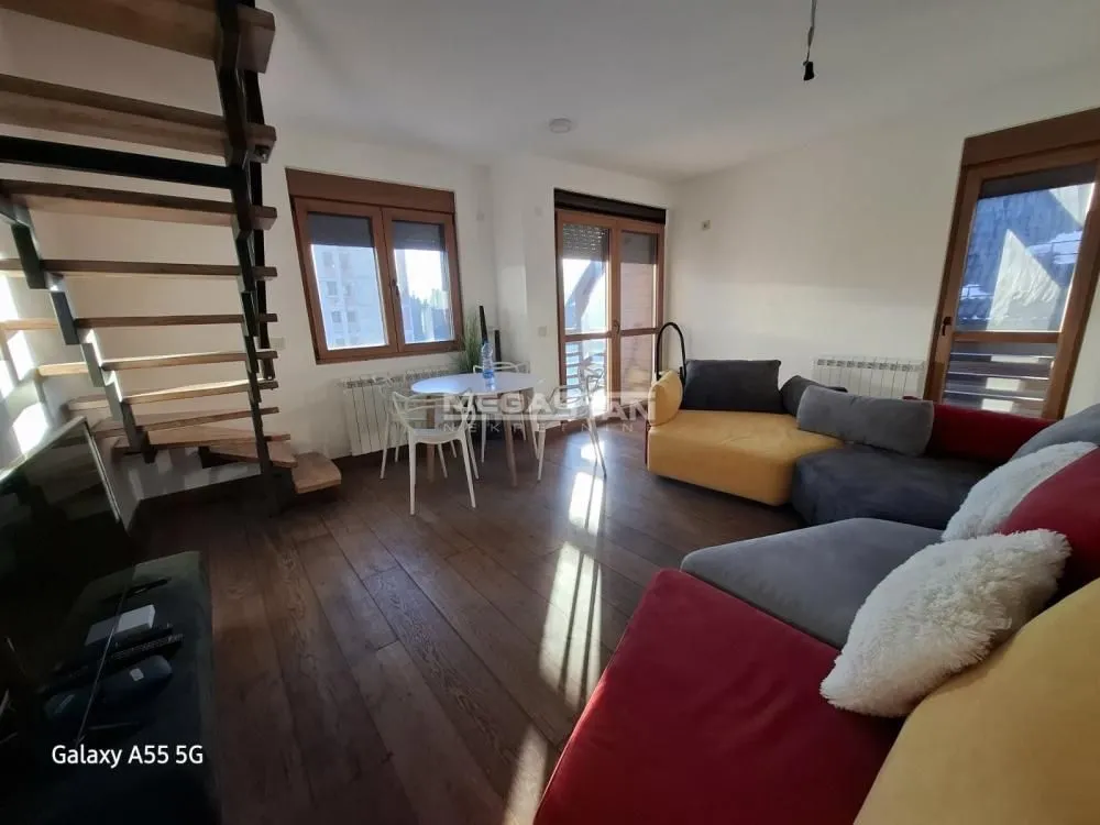 Prodaja, dvosoban stan, 64m², Palisad, Zlatibor
