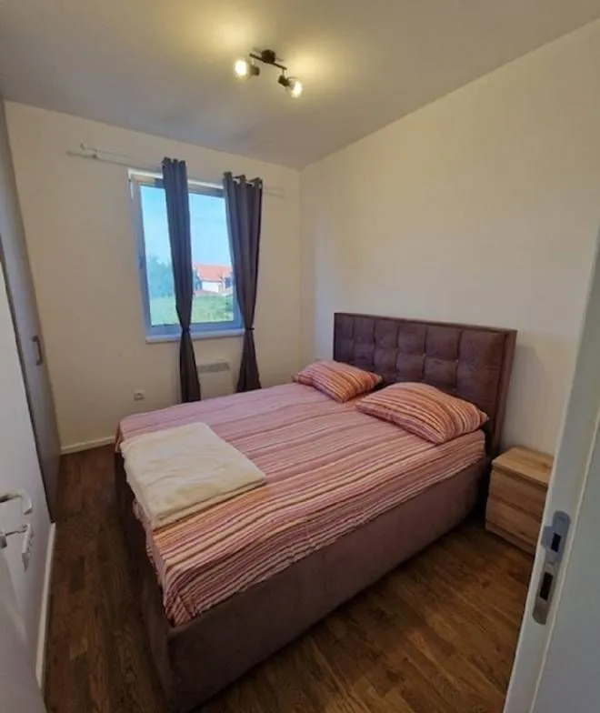 Rent, two bedroom apartment, 44m², Mali Mokri Lug, Zvezdara Sve Podlokacije