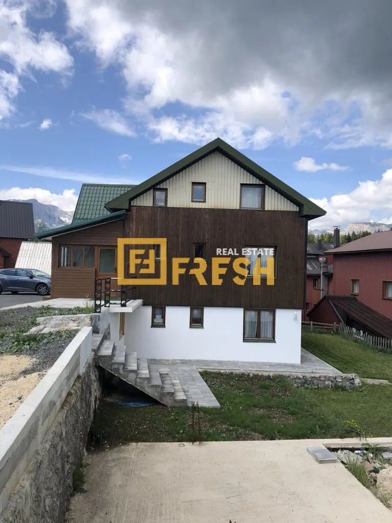 Prodaja, kuća, 182m², Žabljak, Crna Gora