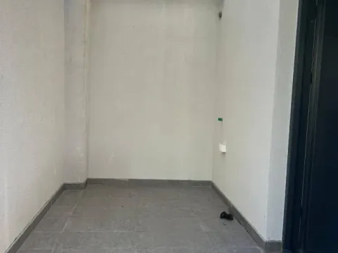 Izdavanje, trosoban stan, 57m², Savski Venac, Beograd - image 15