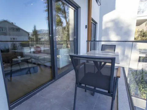 Sale, one bedroom apartment, 45m², Donja Lastva, Tivat - image 11