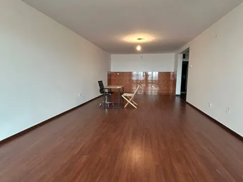 Sale, one bedroom apartment, 85m², Petrovac, Budva - image 12