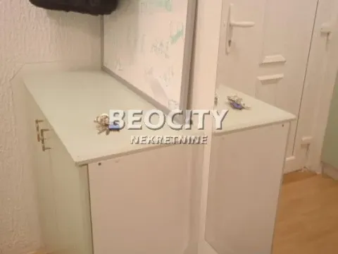 Izdavanje, stan, 33m², Centar, Novi Sad - image 7