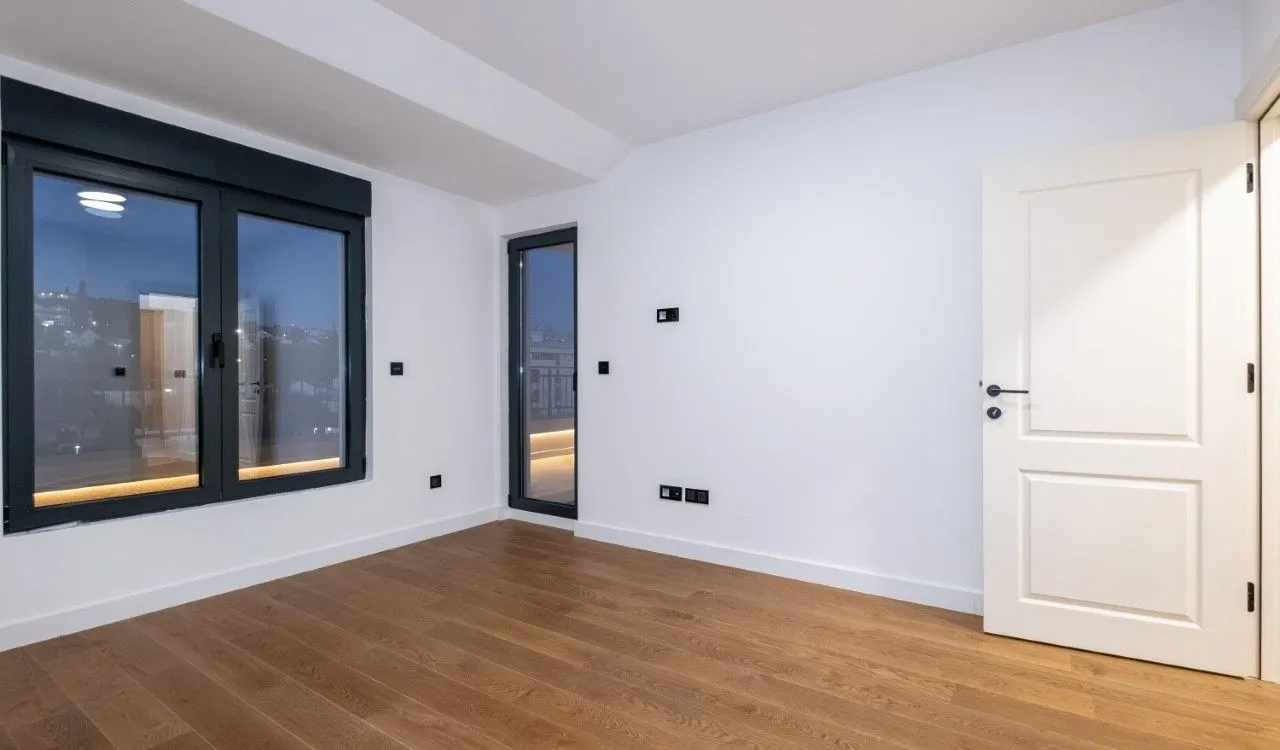 Rent, three bedroom apartment, 163m², Preko Morače, Podgorica