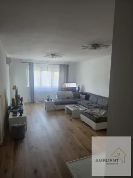 Prodaja, trosoban stan, 78m², Centar, Stara Pazova - image 4