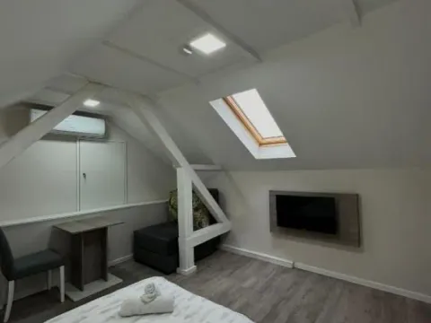 Prodaja, kuća, 240m², Medijana, Niš - image 10