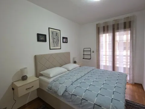 Rent, one bedroom apartment, 40m², Momišići, Podgorica - image 7
