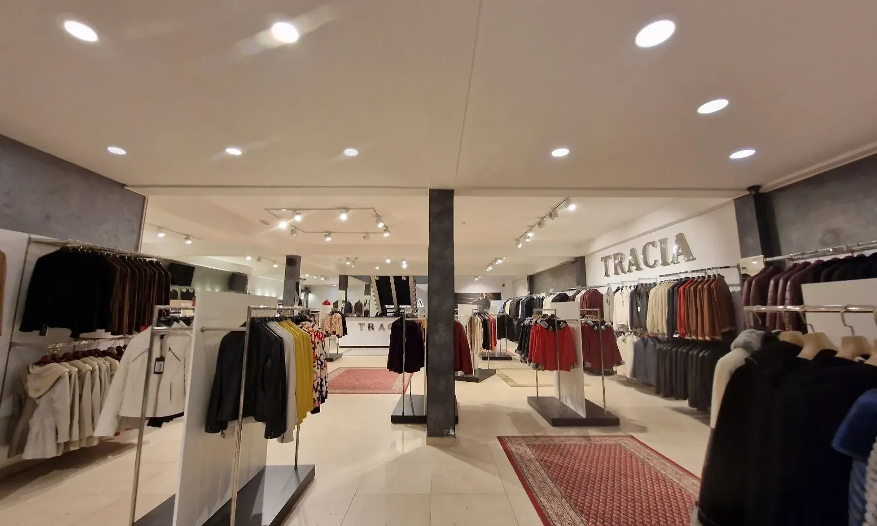 Prodaja, poslovni prostor, 800m², Jaz, Budva