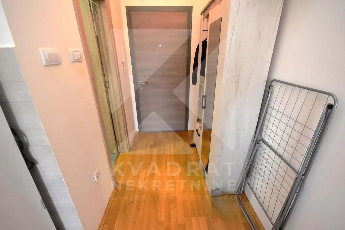 Rent, studio apartment, 25m², Ljubović, Podgorica