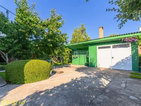 Sale, house, 247m², Palilula Sve Podlokacije, Beograd - image 21
