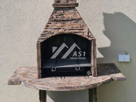 Izdavanje, kuća, 76m², Irig, Srbija - image 8