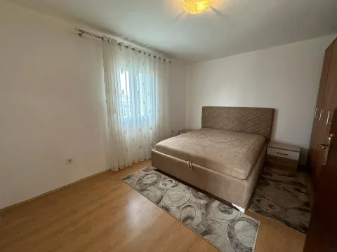 Izdavanje, dvosoban stan, 60m², 1 maj, Podgorica - image 9