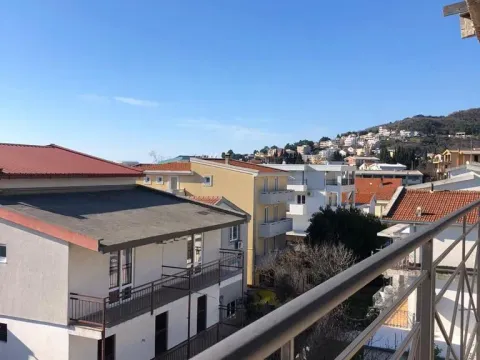 Prodaja, kuća, 365m², Šušanj, Bar - image 9
