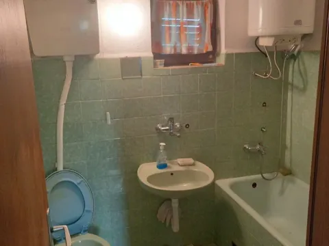 Sale, house, 388m², Boljevac, Srbija - image 8