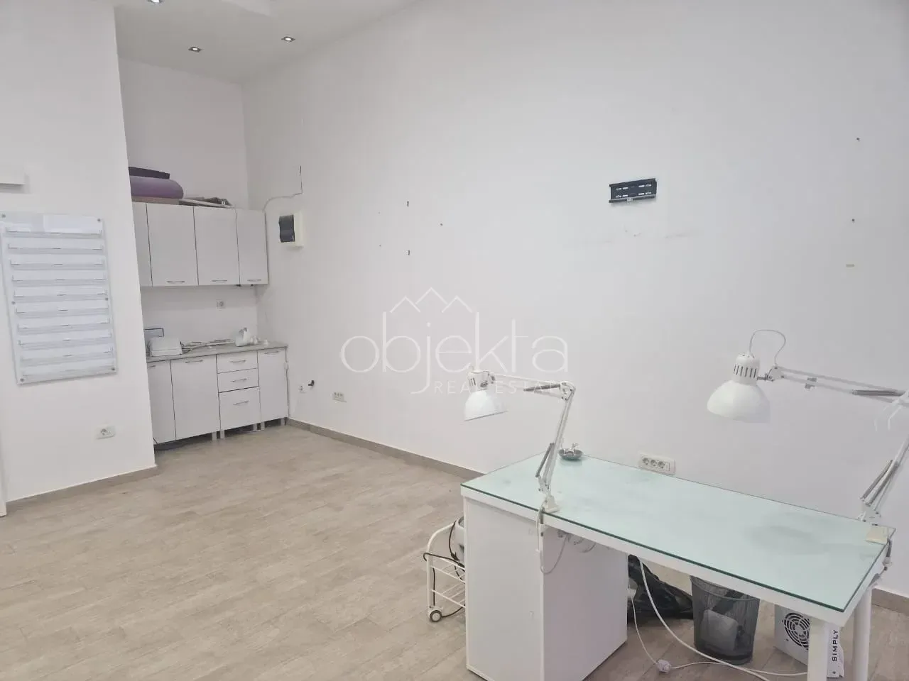 Rent, office space, 37m², Tivat, Crna Gora