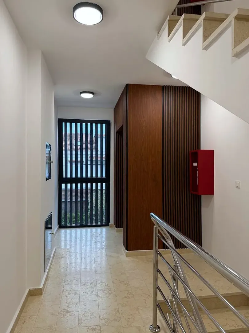 Izdavanje, jednosoban stan, 50m², Seljanovo, Tivat