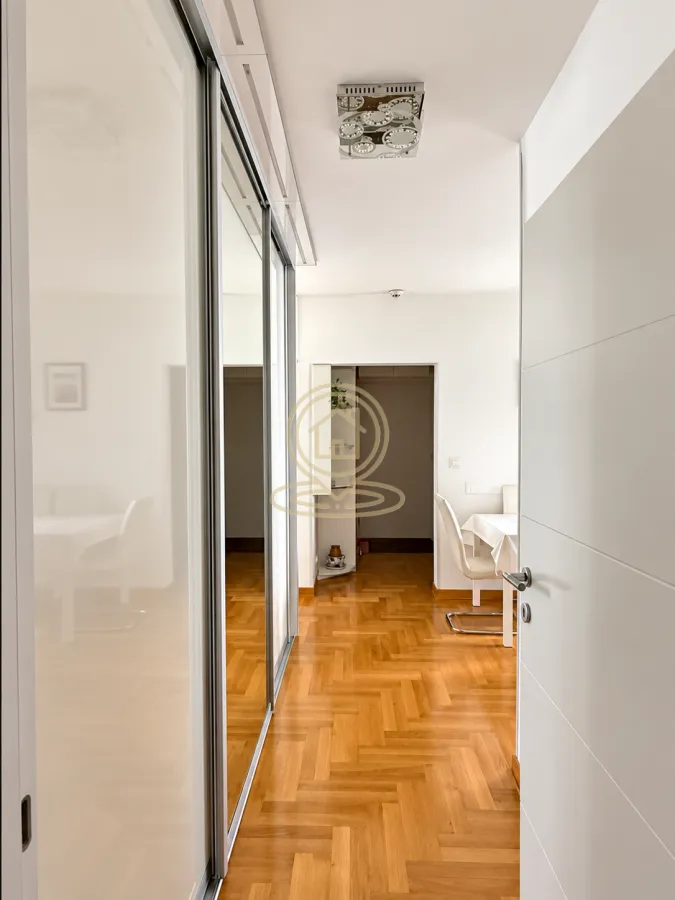 Sale, three bedroom apartment, 85m², Novi Beograd Blok 29, Novi Beograd Sve Podlokacije