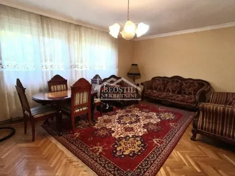 Prodaja, kuća, 341m², Grocka, Beograd - image 14