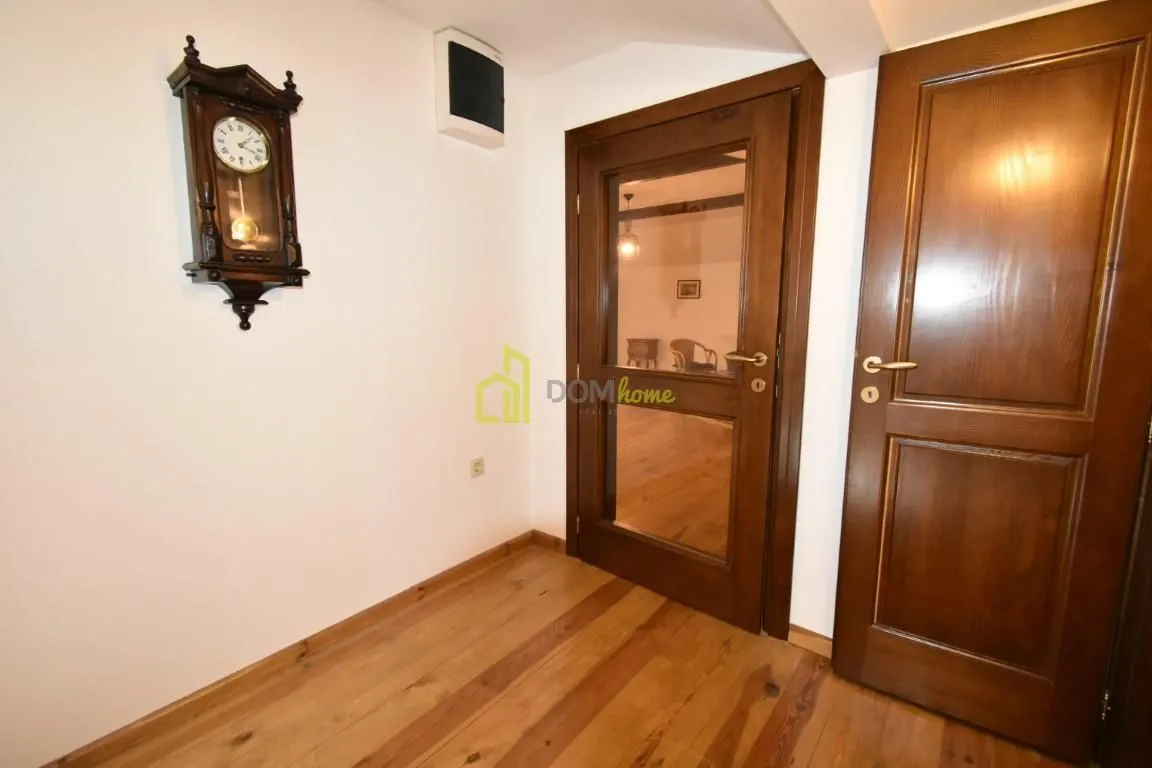 Sale, house, 191m², Tološi, Podgorica